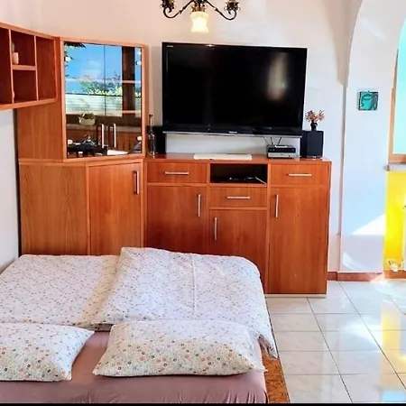 Magnolia Apartment